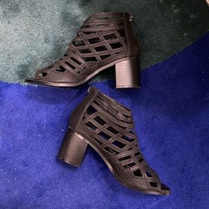 Shoes block heel